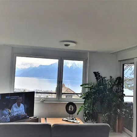 Habitación en casa particular Wonderful View Of Geneva
